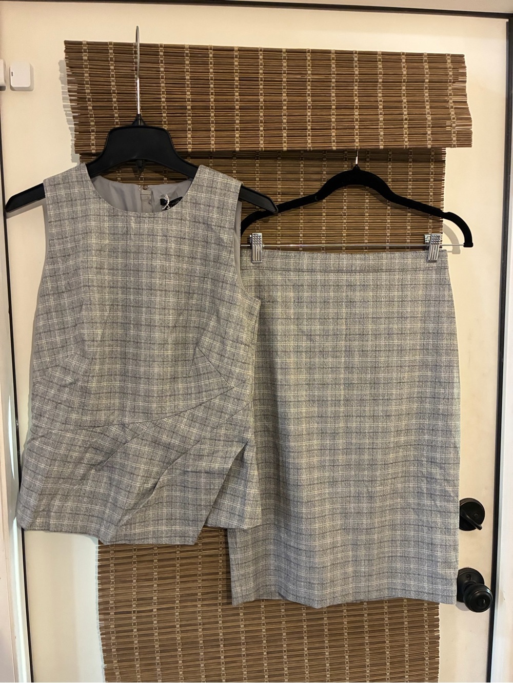 NWOT Ann Taylor Sleeveless Plaid Pencil Skirt Set - Light Gray